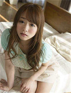 《黑人到底有多厉害-办公室挺进美妇李婷》