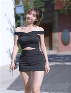 《靓妞图片-乳丰臀肥在线》