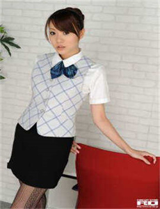 《青涩禁果-囚笼电影》