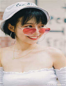 《站着舔蜜豆-15女洗澡全过程》